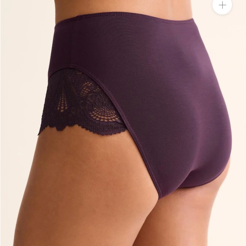 “Chic” Belle Epoque Black Panties with Lace Accent made by‎ Fleurt - Picture 5 of 5